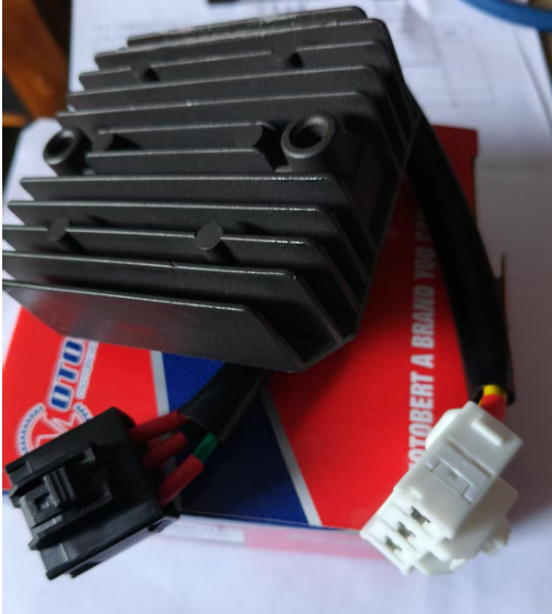 CHARGEUR HONDA SH125/150